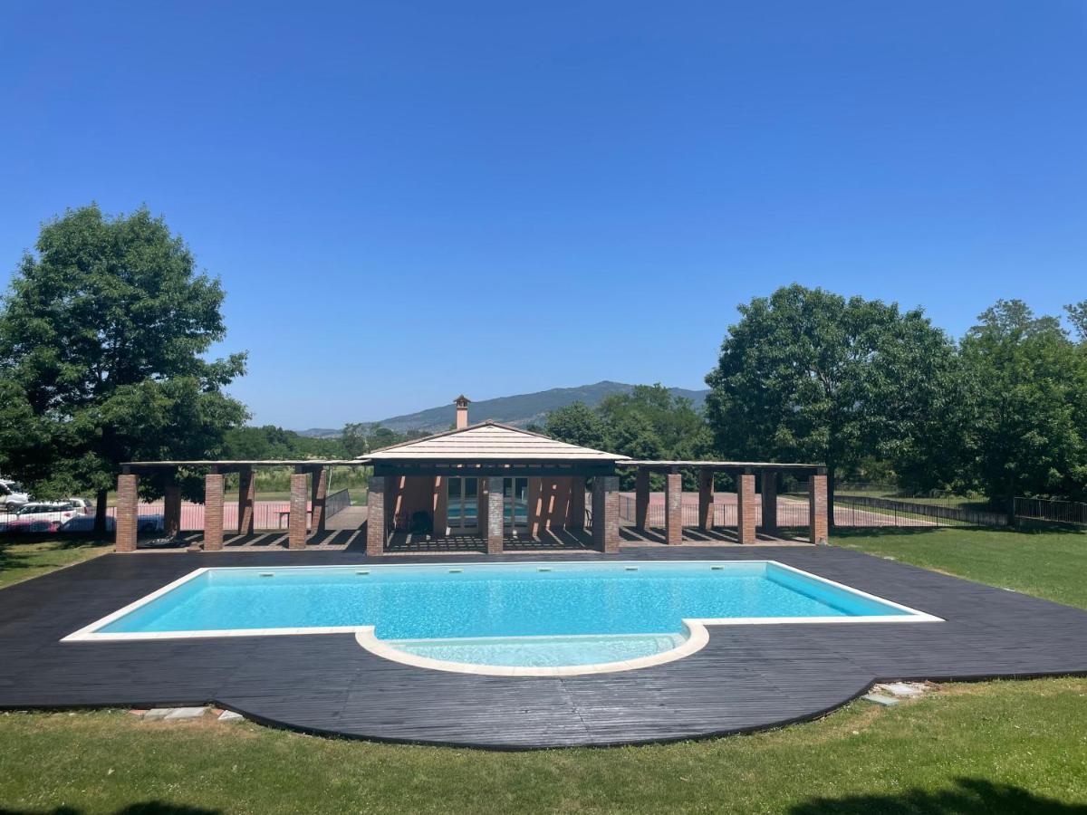 Casa Vacanza Villaggio Poggio Rosso 阿雷佐 外观 照片
